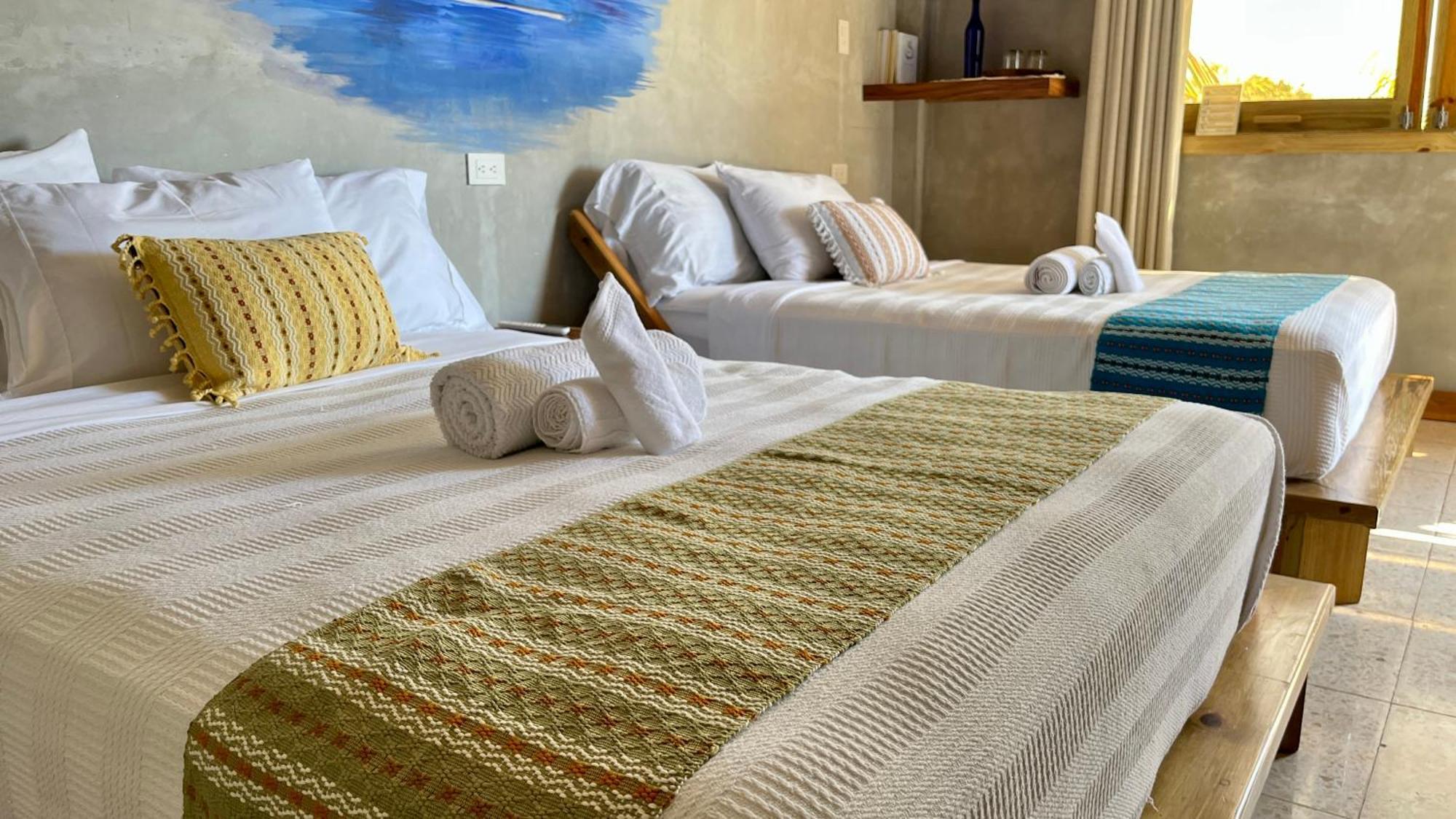 Shanti Surf Camp El Paredón Buena Vista エクステリア 写真